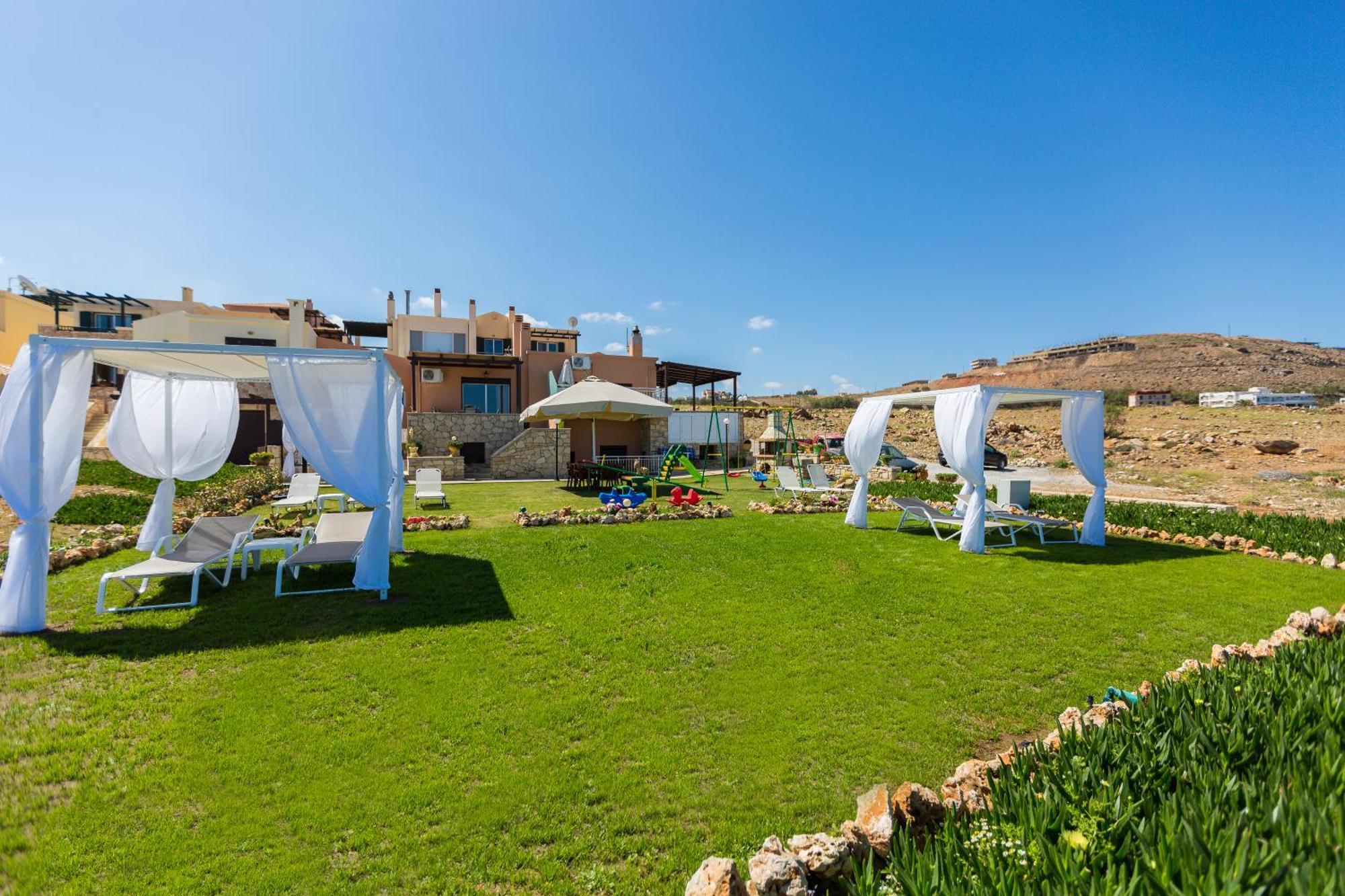 Lovely Seaside Apartments, Walking Distance To The & Amenities! Pánormos